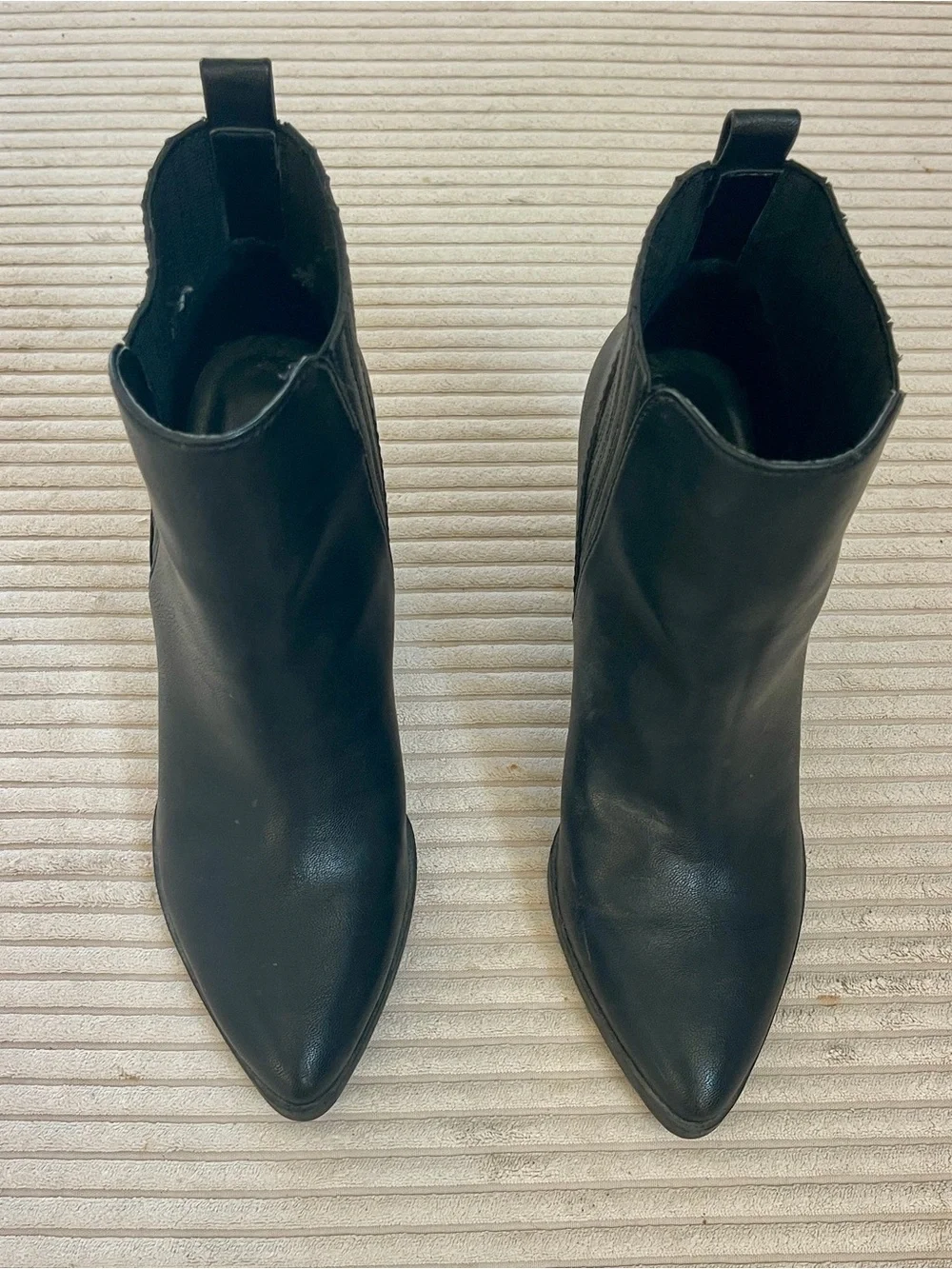American Eagle Outfitters women’s size